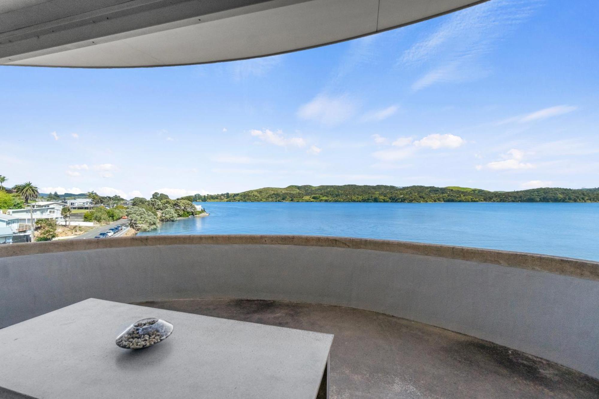 The Silos Apartments Raglan Exterior foto